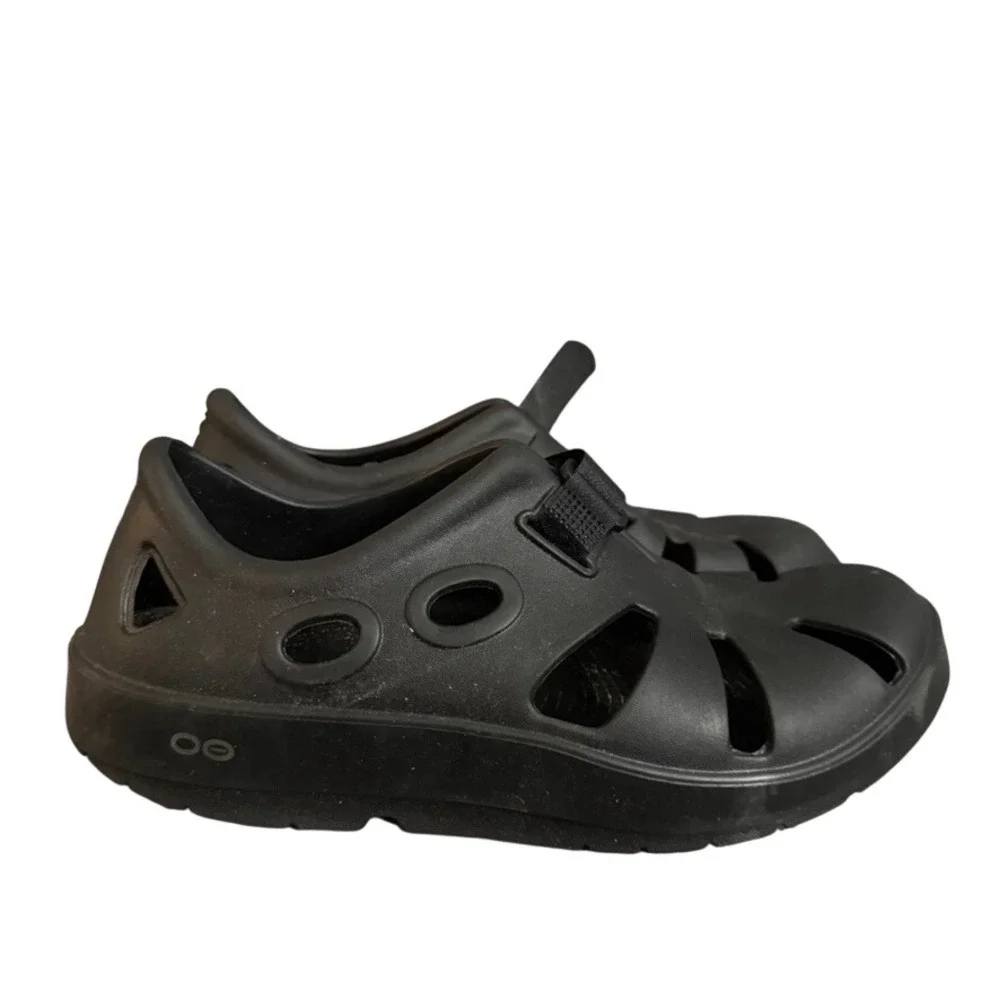 OOFOS OOCandoo Black Recovery Sandals Mens 8 Womens 11 EU 42 Lightweight Shoes